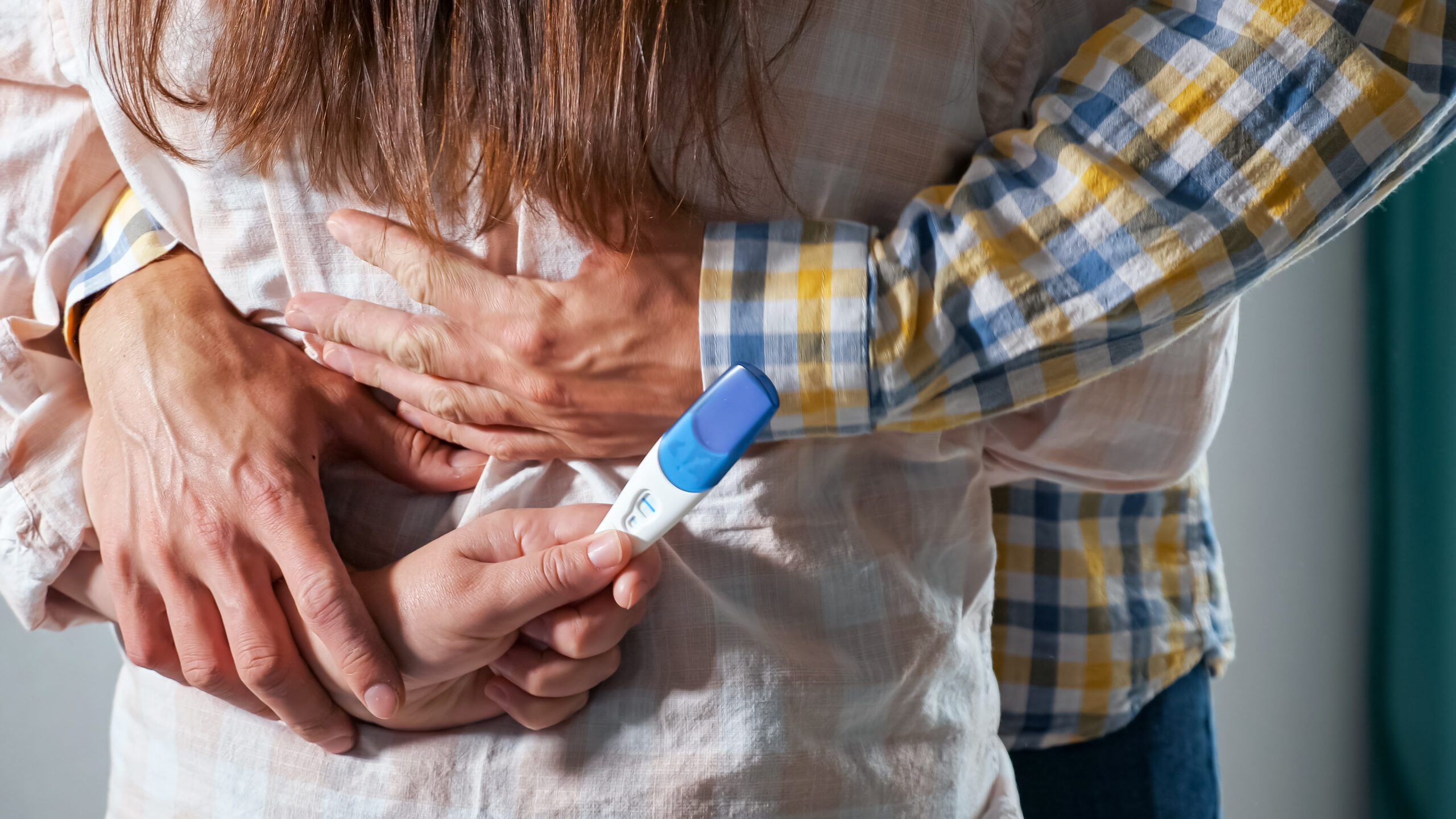 Couple with pregnancy test